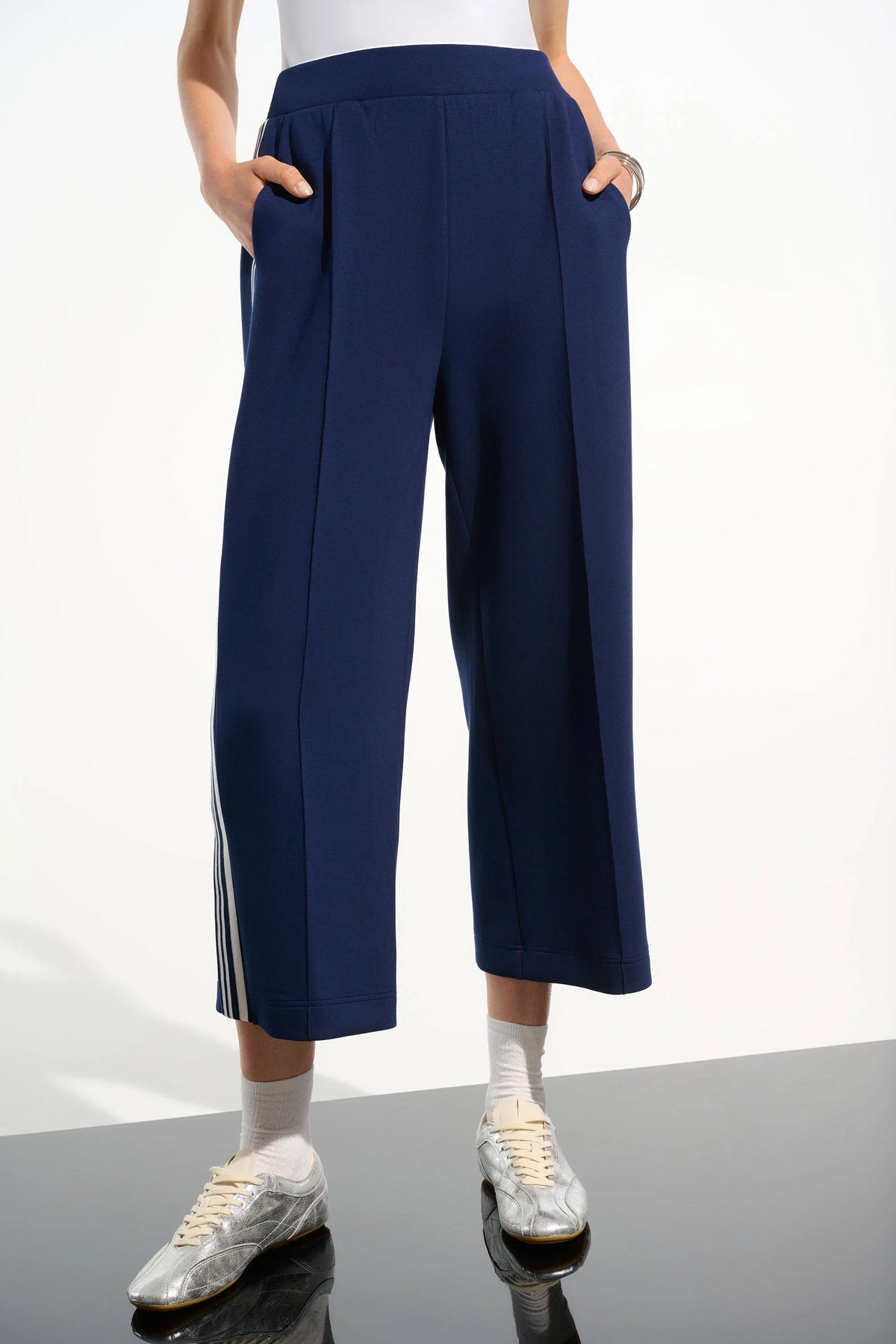 Joseph Ribkoff Side Stripe Culotte Pants - Style 261618