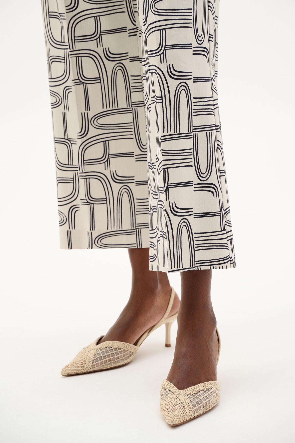 Joseph Ribkoff Geometric Print Pull-On Pants - Style 262048