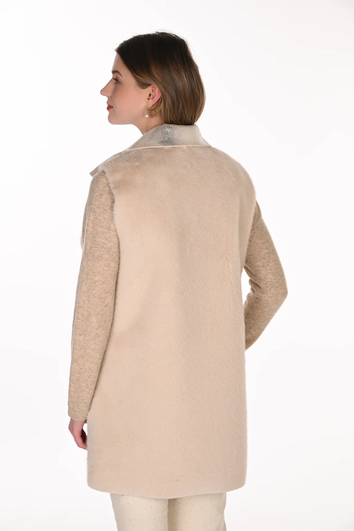 Frank Lyman Reversible Jacket With Patch Pockets - Style 263104