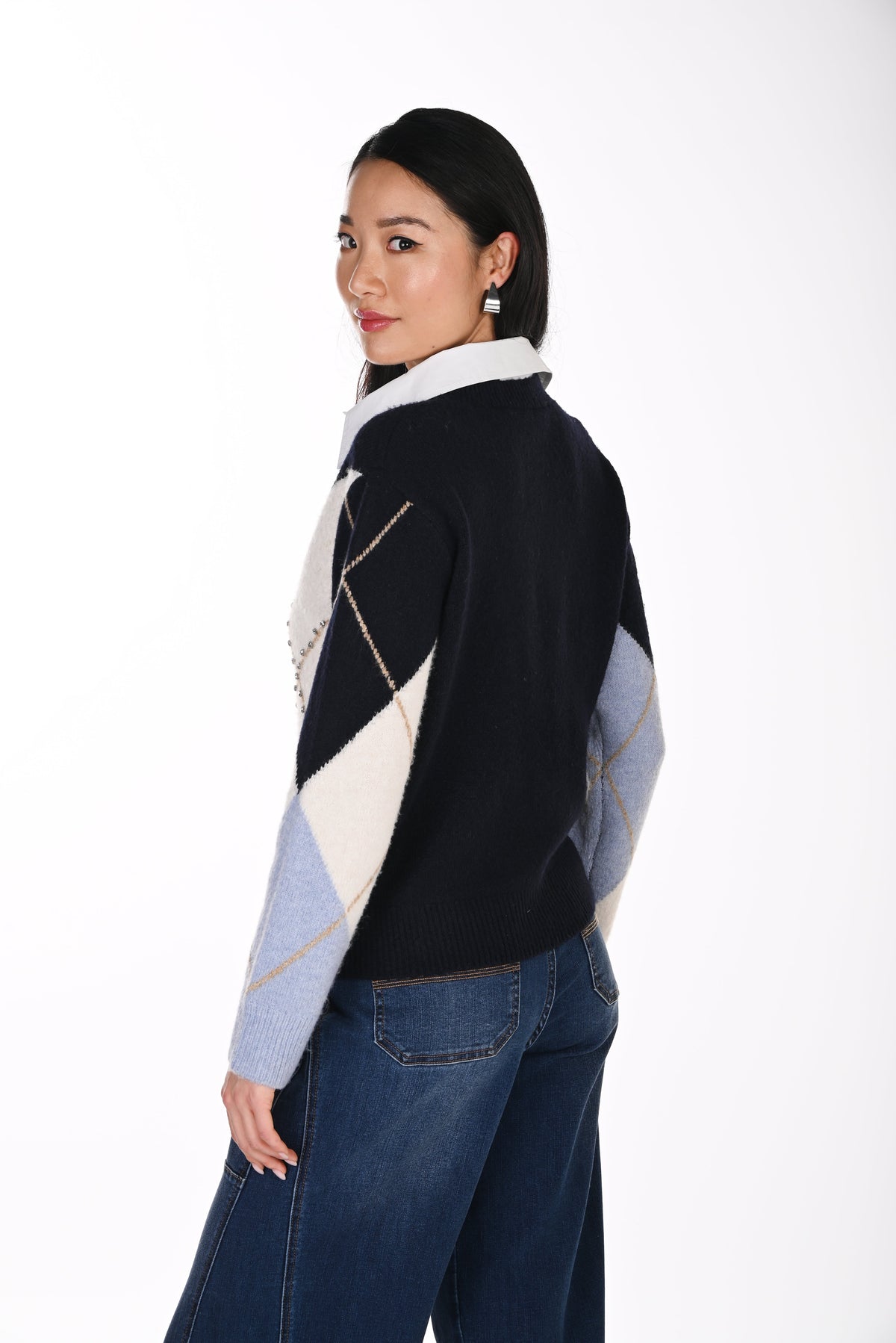 Frank Lyman V-Neck Argyle Sweater - Style 264853