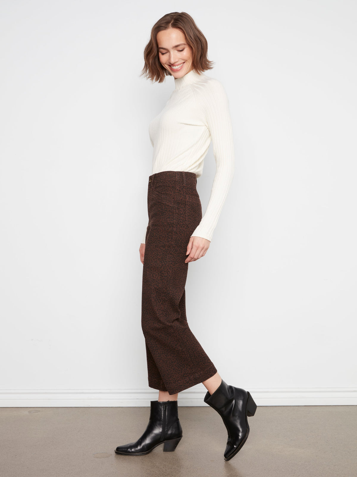 Charlie B Prntd Crop Wide-Leg Twill Pant - Style C5660RP-671C
