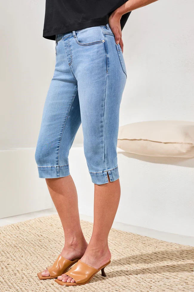 Tribal Audrey Pull-On Pedal Pusher Boundless Stretch Denim - Style 76740-5100